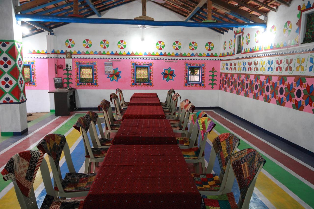 Rann Bhumi Homestay Resort Hodka Esterno foto